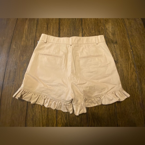 Ganni High Rise Ruffled Safari Utility Cream Shorts Size 34 B27 - Picture 2 of 6